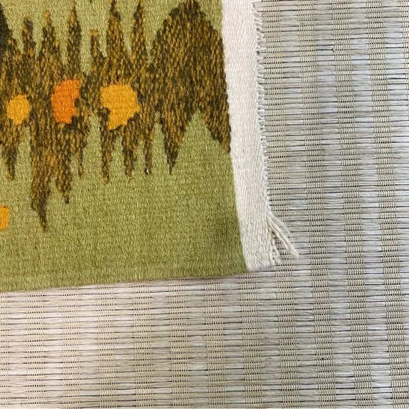 Wall Tapestry Field With Flowers Limited Edition Woolen La Mère Made In India - Picture 9 of 11